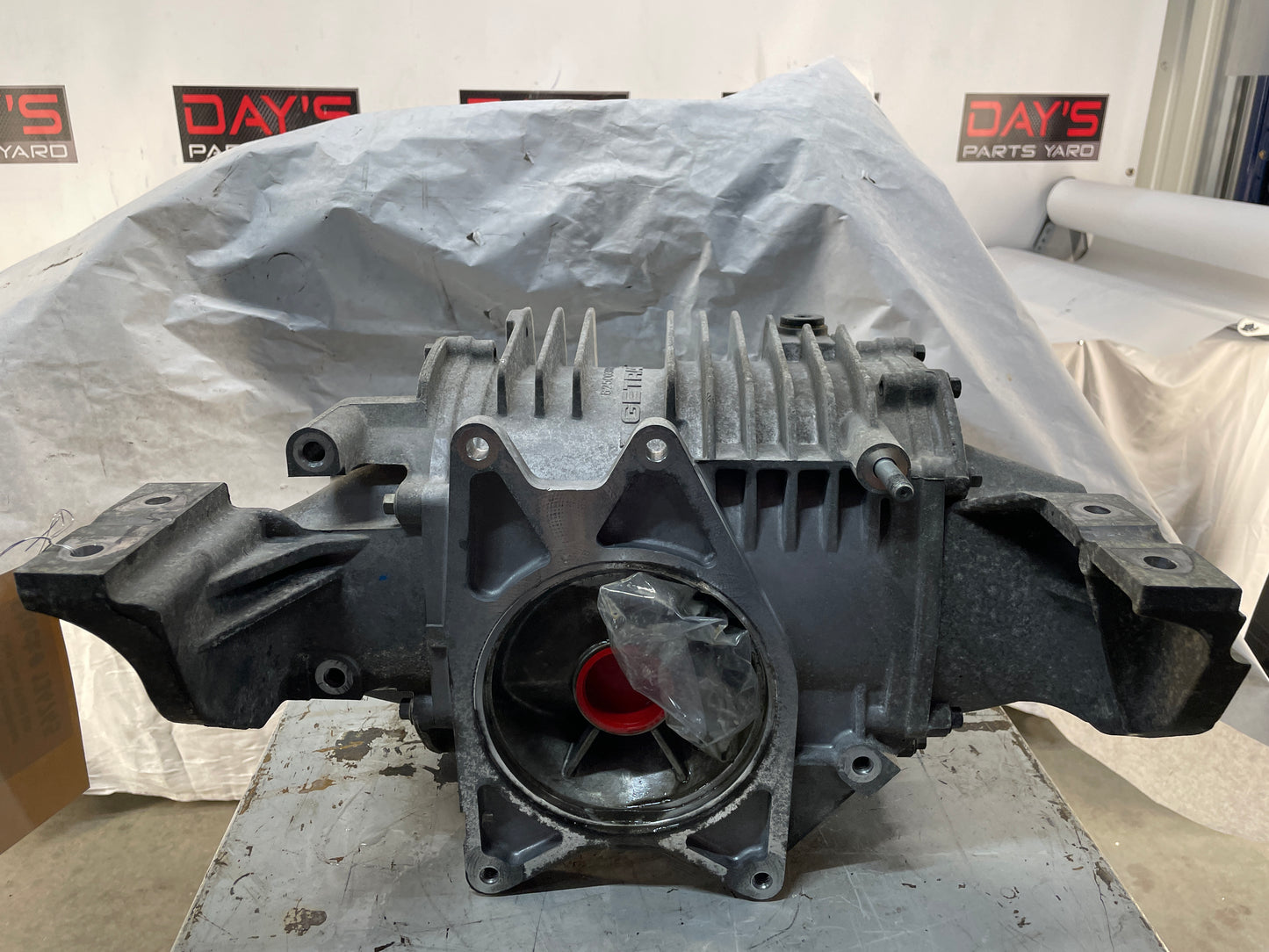 2008 Chevy C6 Corvette Rear End Differential Carrier Axle 2.56 LSD OEM