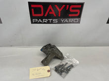 2018 Chevy Camaro 1LE SS AC A/C Air Conditioner Compressor Bracket OEM - Day's Parts Yard