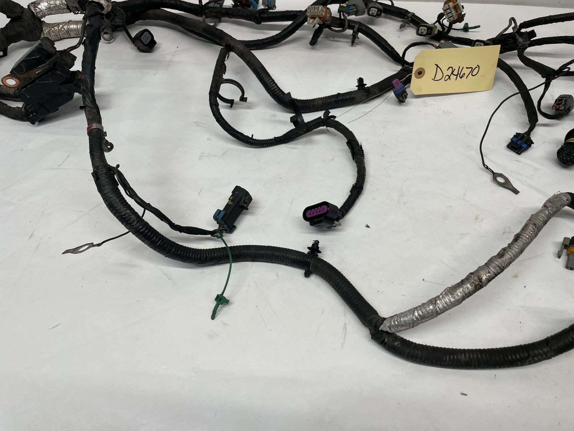 2014 Chevy SS Sedan Engine Motor Automatic Transmission Wire Wiring Harness OEM - Day's Parts Yard