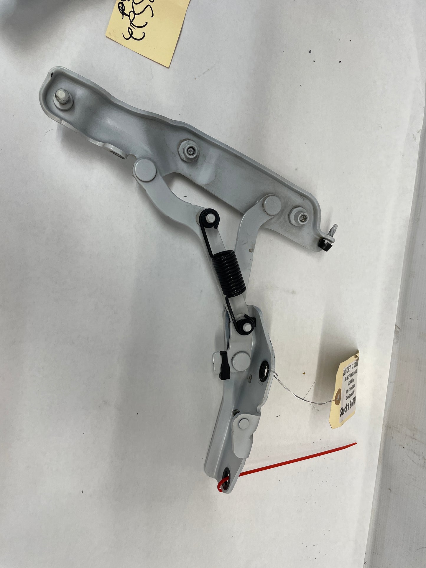 2014 Chevy SS Sedan Trunk Deck Lid Hinges OEM - Day's Parts Yard