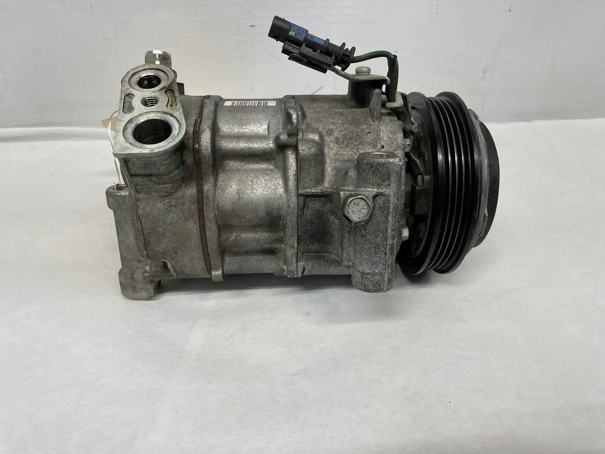 2018 Chevy Camaro 1LE SS AC A/C Air Conditioner Compressor OEM - Day's Parts Yard