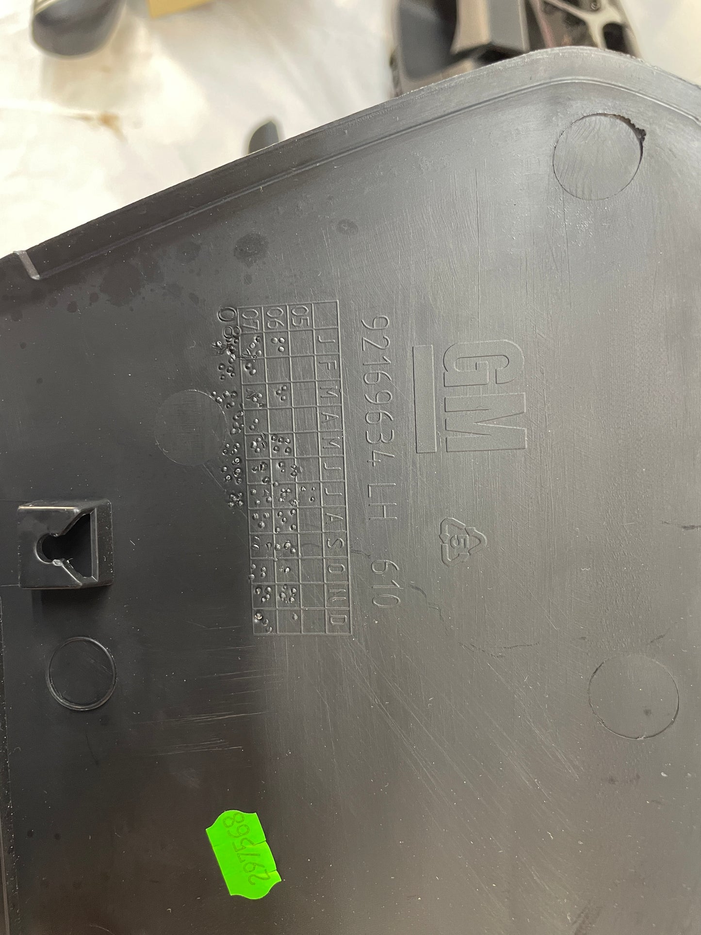 2009 Pontiac G8 GT Complete Center Console w/ Shifter Assembly OEM