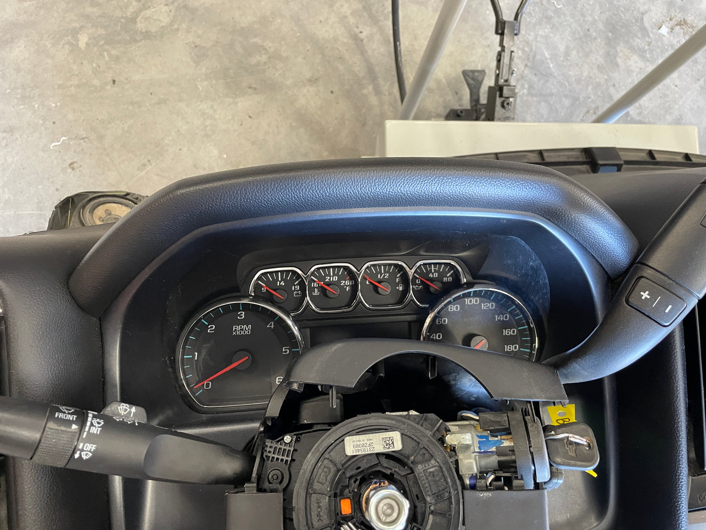 2015 Chevy Silverado K1500 Complete Dash Assembly w/ Radio OEM