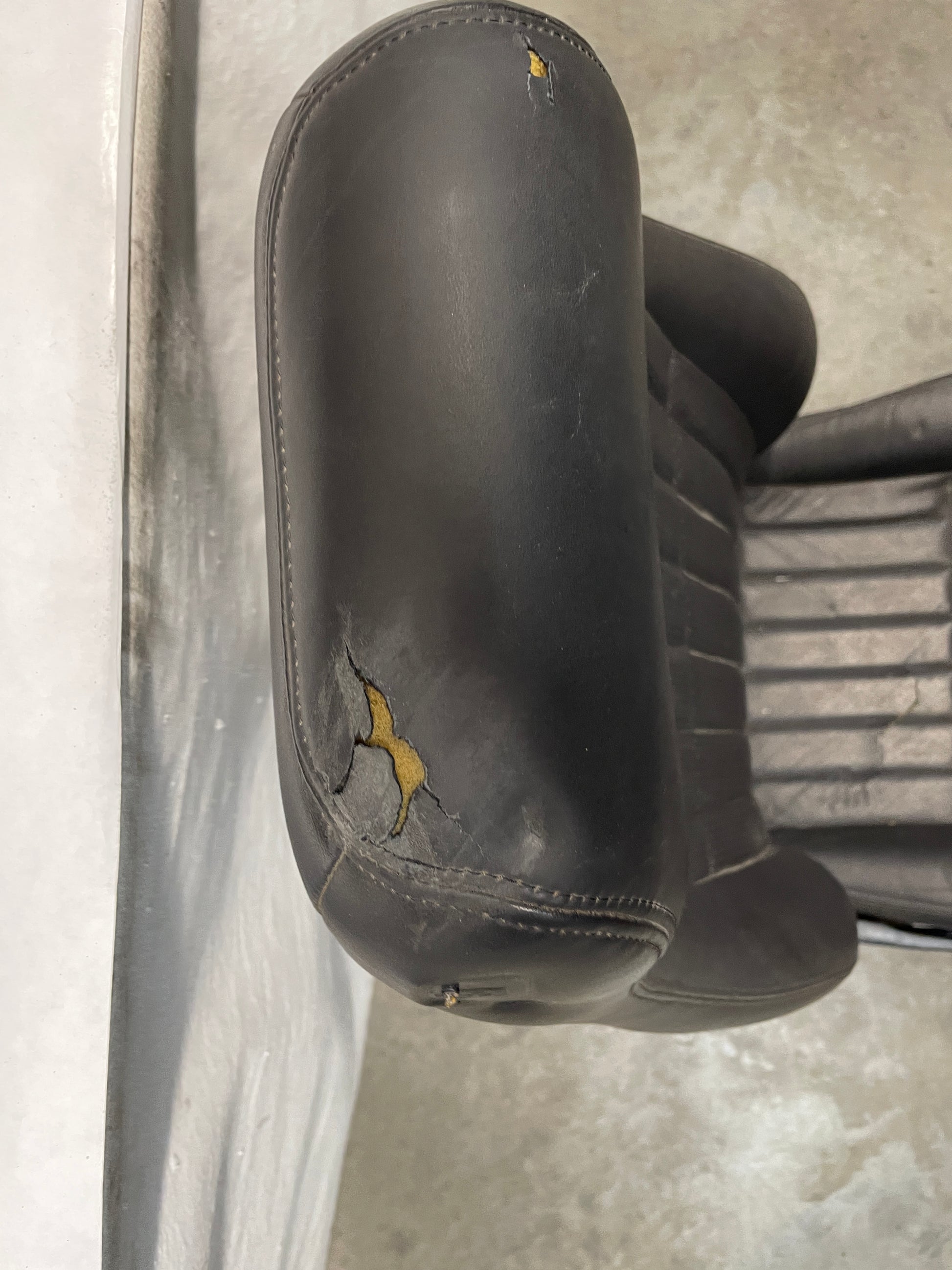 2000 Chevy Camaro Z28 Seats Fronts and Rears OEM Ebony Black LOCAL PICK UP - Day's Parts Yard