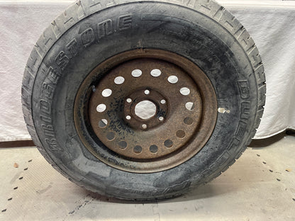 2015 Chevy Silverado K1500 Spare Wheel & Tire OEM - Day's Parts Yard
