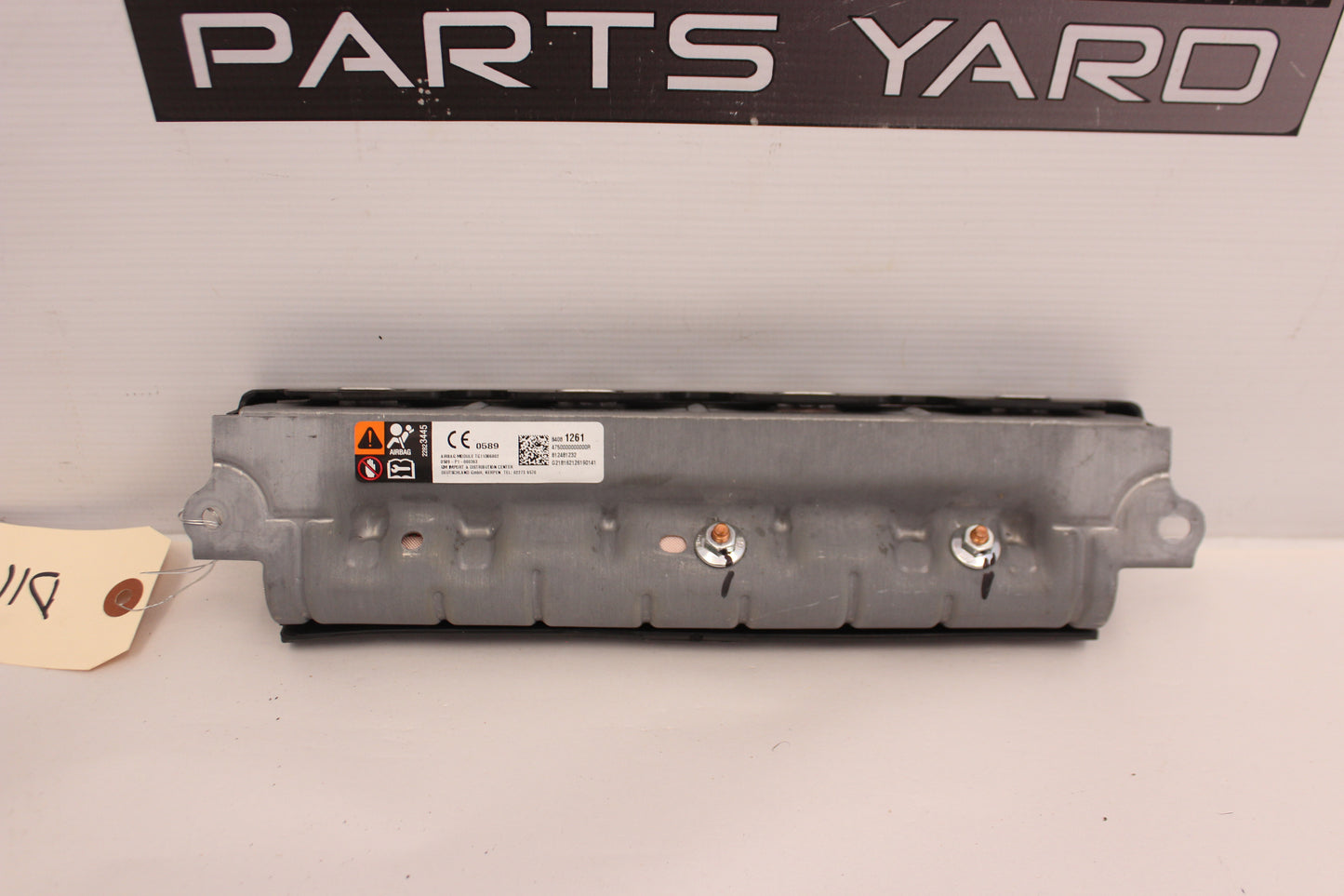 2018 Chevy Camaro ZL1 1LE Front RH Passenger Knee Dash Airbag Air Bag OEM - Day's Parts Yard