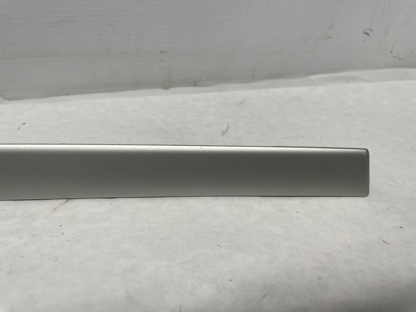 2008 Pontiac G8 Base LH & RH Silver Dash Trim Accent Applique Panel OEM - Day's Parts Yard