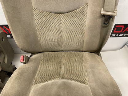 2004 Chevy Silverado 2500HD Bucket Seats w/ Center Console Jump Tan Cloth OEM