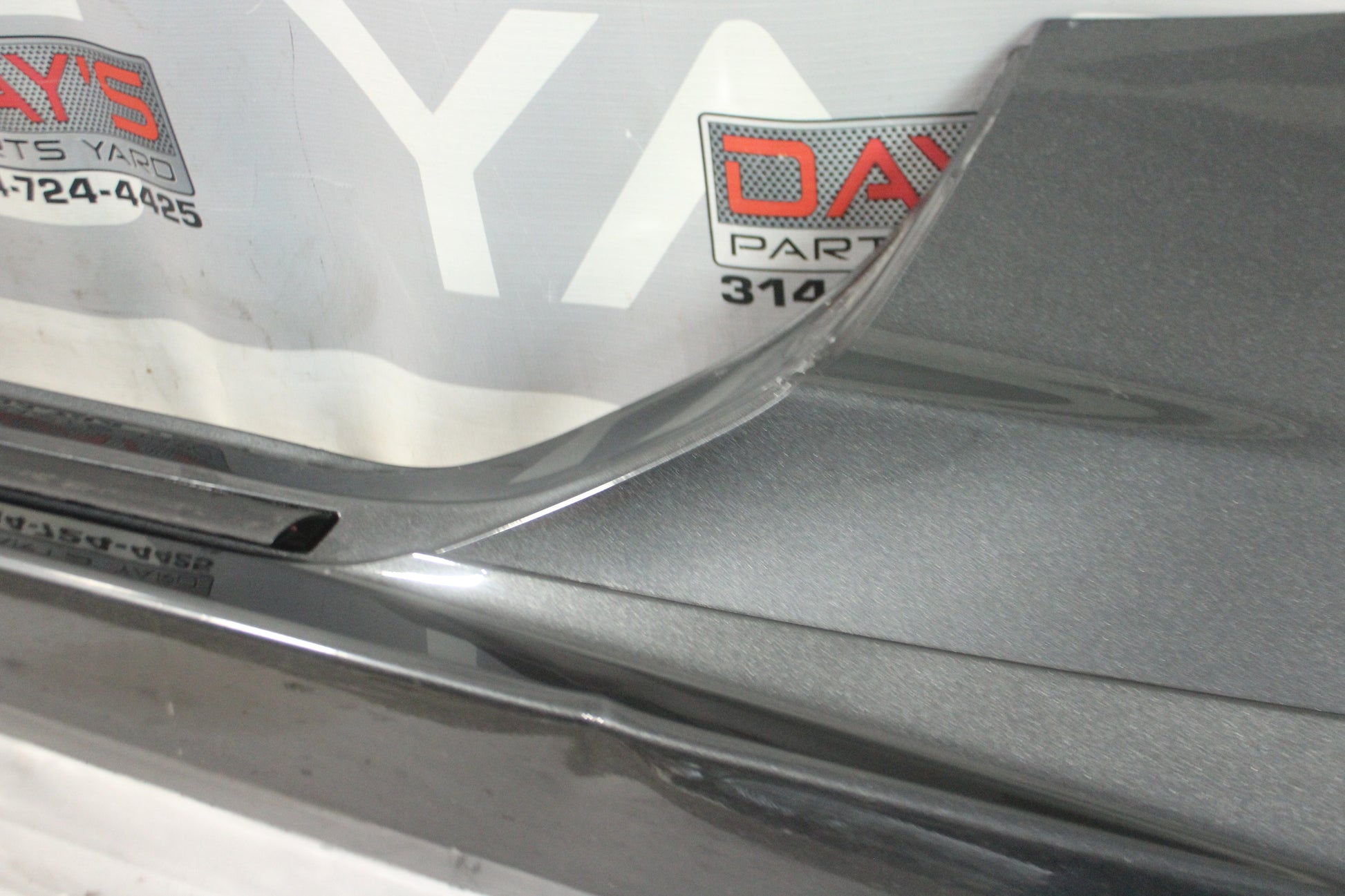 2017 Chevy Camaro SS LH Driver Rocker Molding Panel OEM - Day's Parts Yard