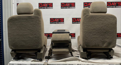 2004 Chevy Silverado 2500HD Bucket Seats w/ Center Console Jump Tan Cloth OEM