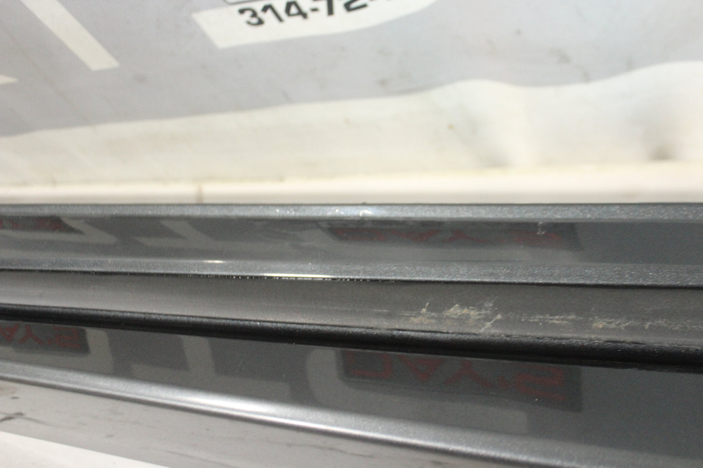 2017 Chevy Camaro SS LH Driver Rocker Molding Panel OEM - Day's Parts Yard