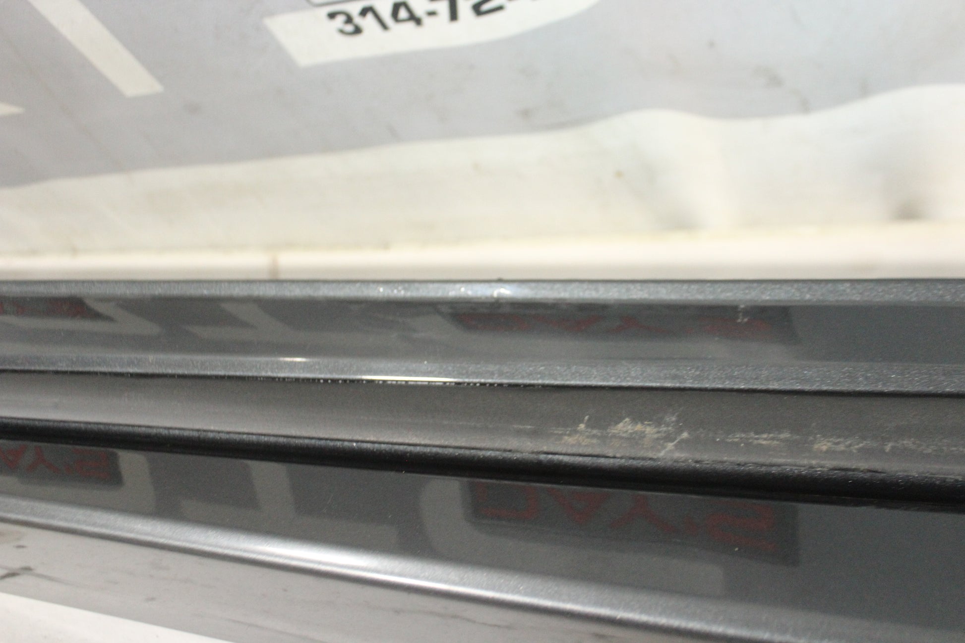 2017 Chevy Camaro SS LH Driver Rocker Molding Panel OEM - Day's Parts Yard