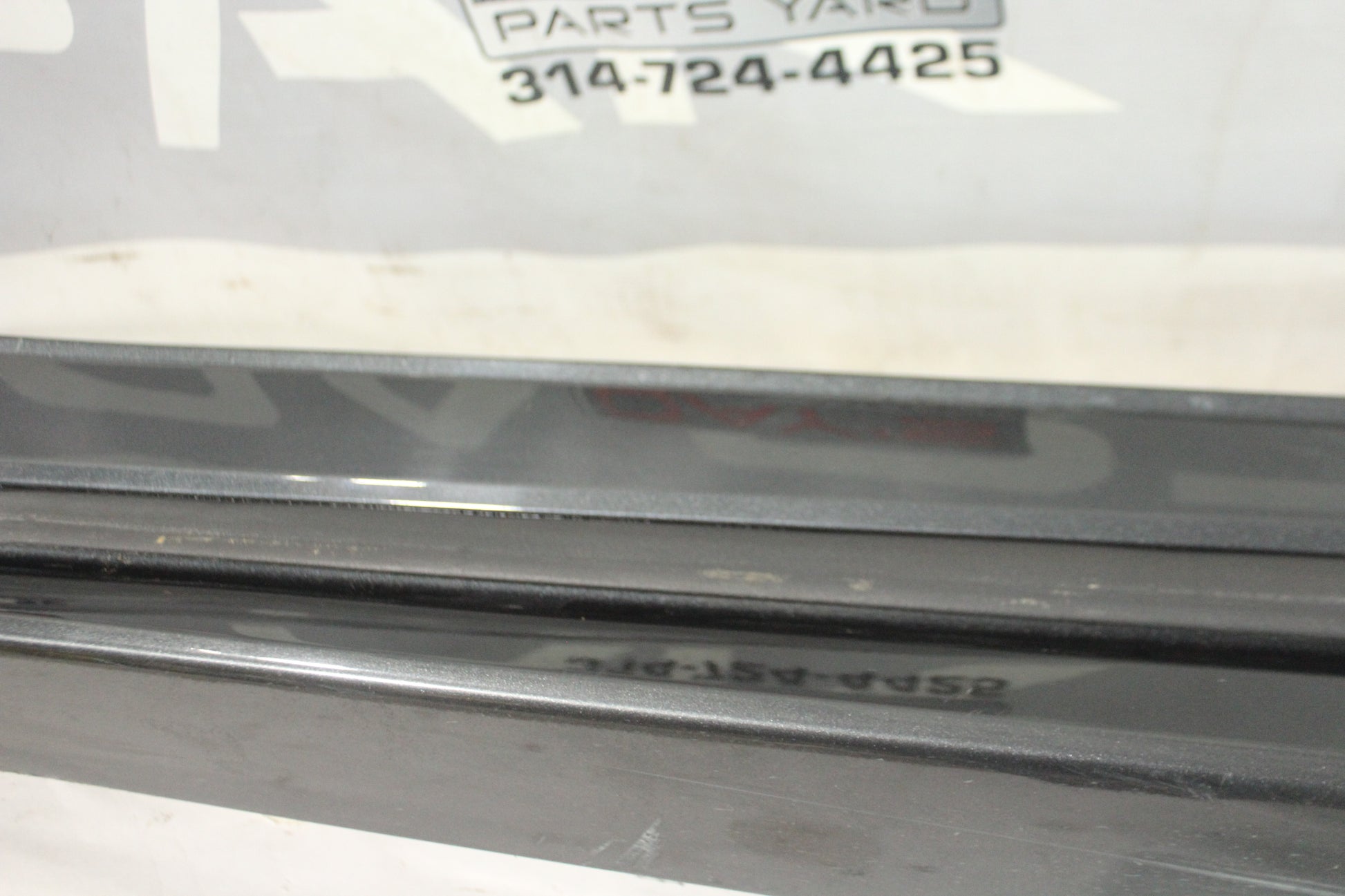2017 Chevy Camaro SS LH Driver Rocker Molding Panel OEM - Day's Parts Yard