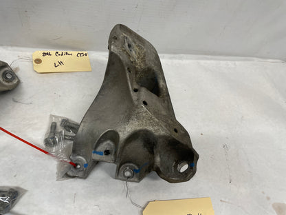 2016 Cadillac CTS-V RH & LH Engine Motor Mounts Stands OEM