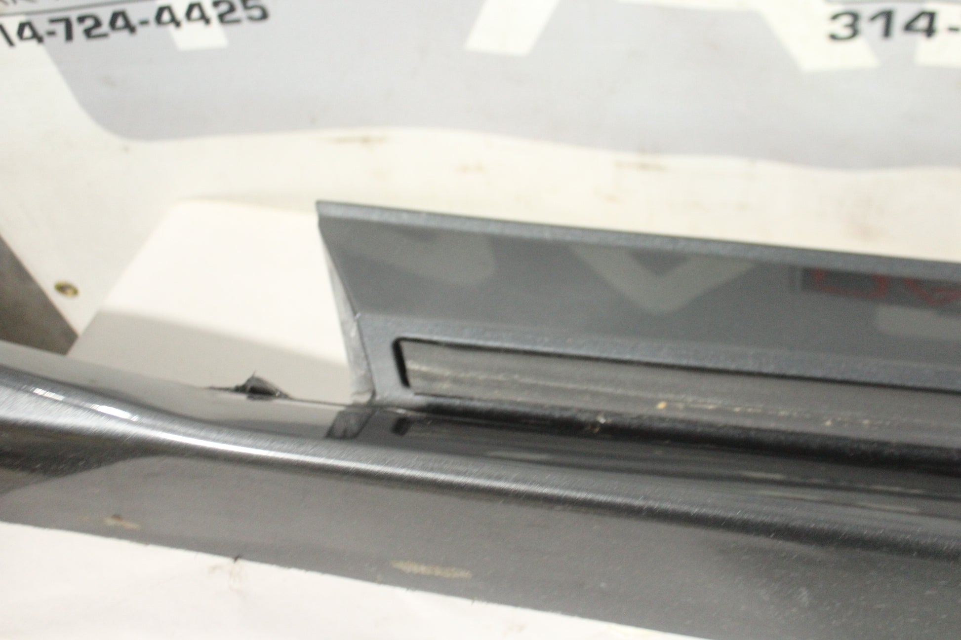 2017 Chevy Camaro SS LH Driver Rocker Molding Panel OEM - Day's Parts Yard