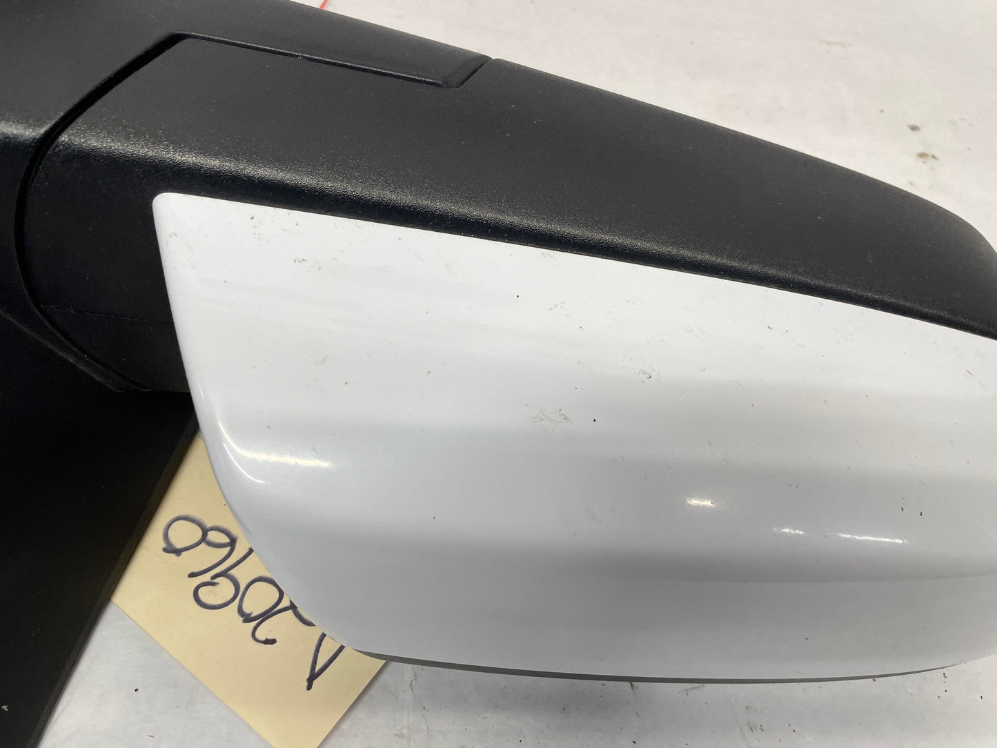 2015 Chevy Silverado K1500 RH Passenger Exterior Door Mirror OEM - Day's Parts Yard