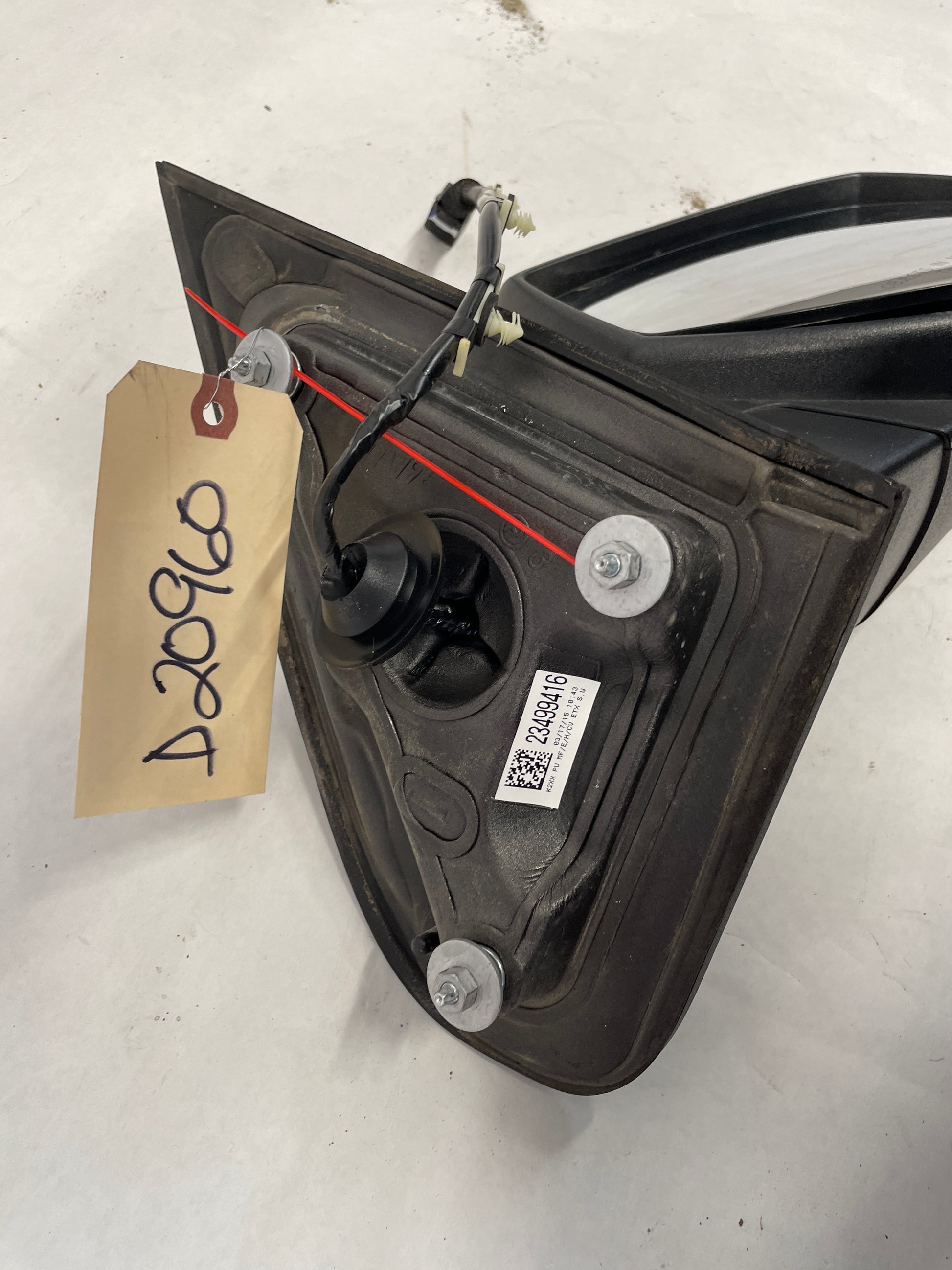 2015 Chevy Silverado K1500 RH Passenger Exterior Door Mirror OEM - Day's Parts Yard