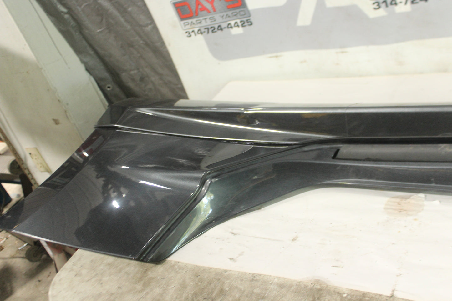 2017 Chevy Camaro SS LH Driver Rocker Molding Panel OEM - Day's Parts Yard