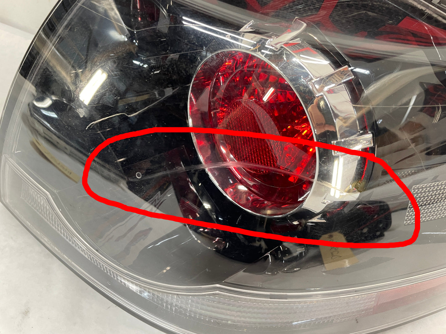 2009 Pontiac G8 GT RH Passenger Tail Light Taillight Lamp OEM