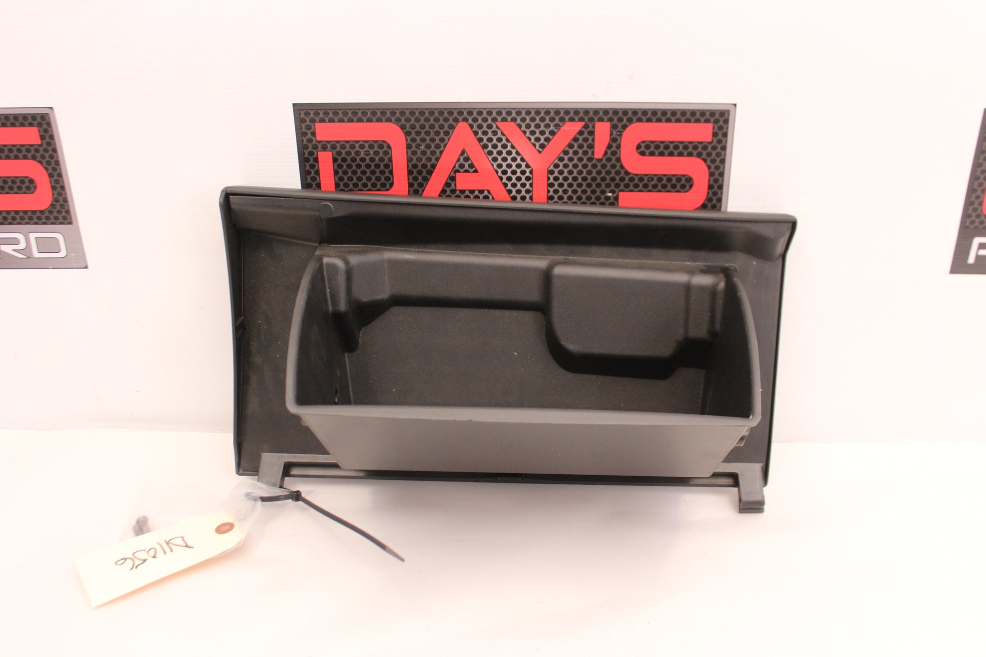 2018 Chevy Camaro ZL1 1LE Glove Box Compartment OEM - Day's Parts Yard