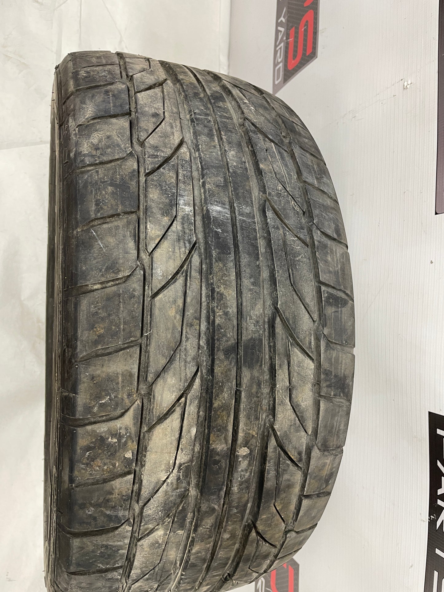 NITTO NT555 G2 245/45ZR17 Tire