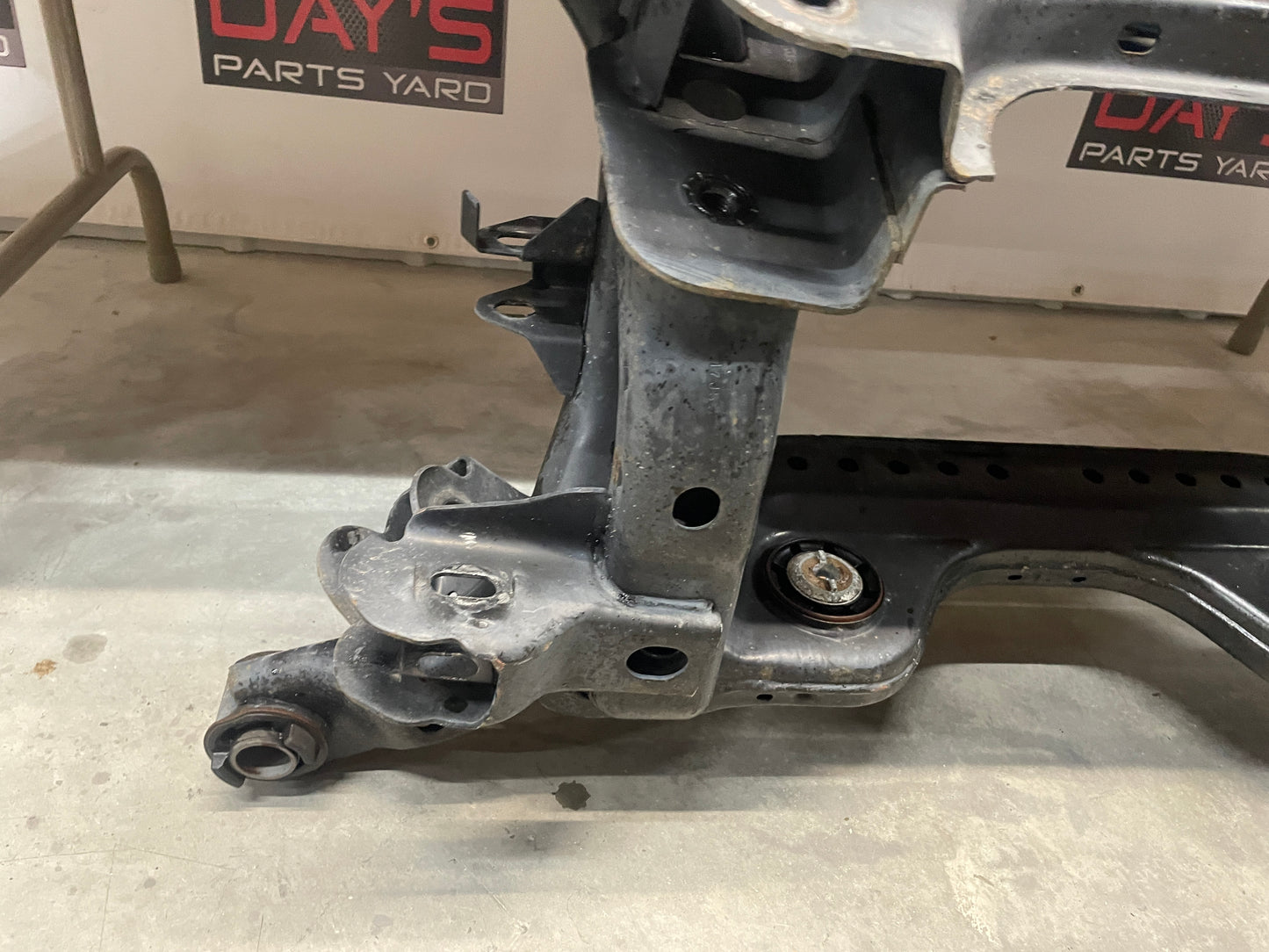 2019 Ford Mustang GT RWD Rear Subframe Sub Frame Crossmember OEM