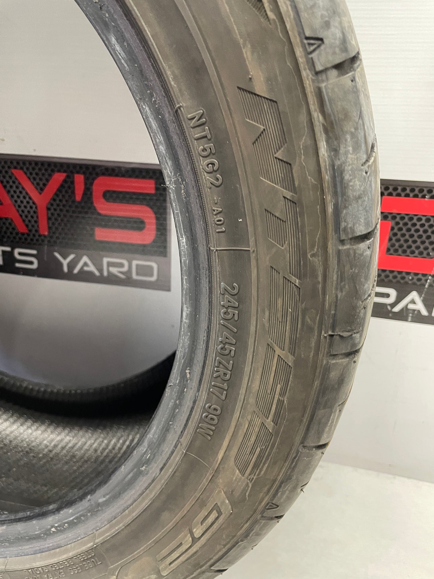 NITTO NT555 G2 245/45ZR17 Tire