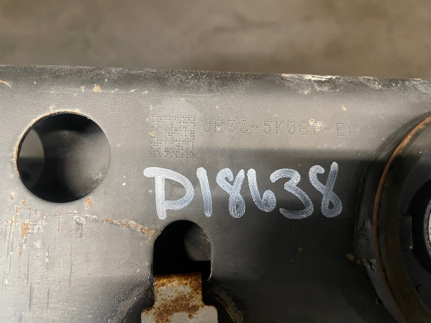 2019 Ford Mustang GT RWD Rear Subframe Sub Frame Crossmember OEM