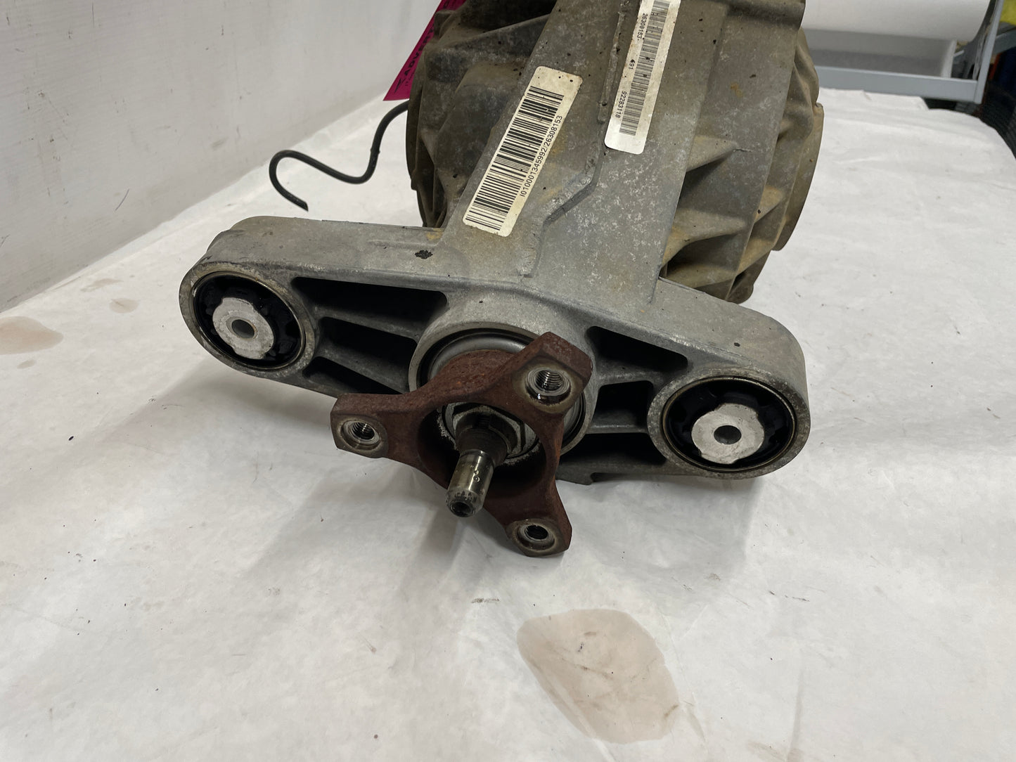 2017 Chevy SS Sedan Rear End Axle Carrier Rearend Diff Differential 3.27 LSD OEM