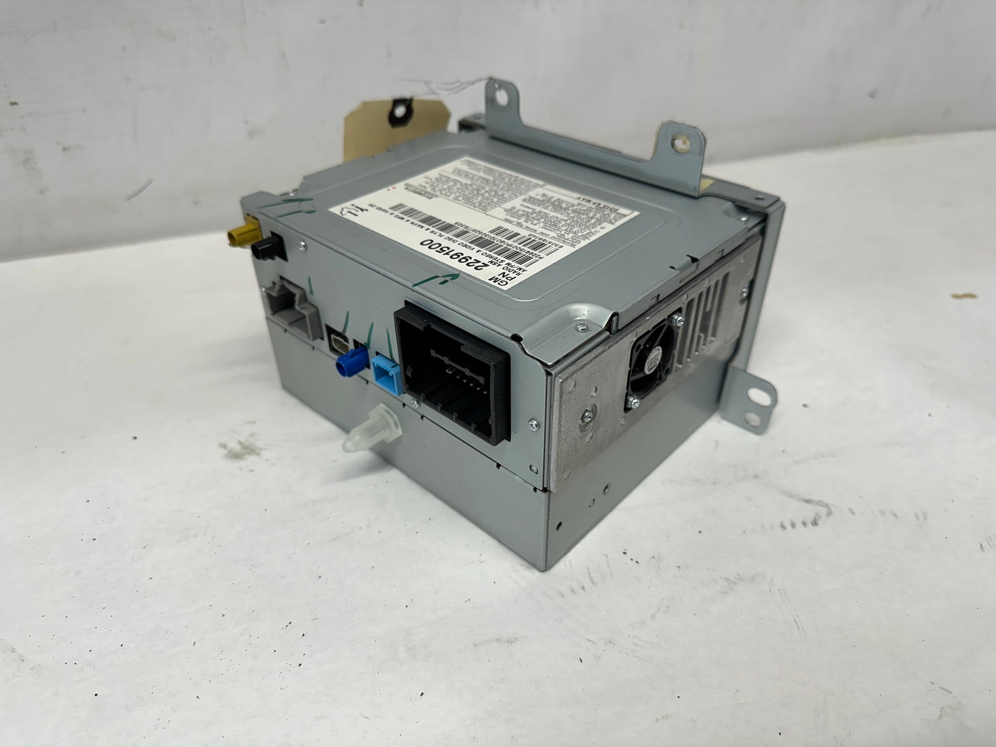 2014 Cadillac CTS-V Coupe Radio CD Player Navigation Receiver Box OEM - Day's Parts Yard