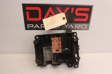 2015 Chevrolet SS Sedan Fuse Panel Retainer Block  OEM - Day's Parts Yard