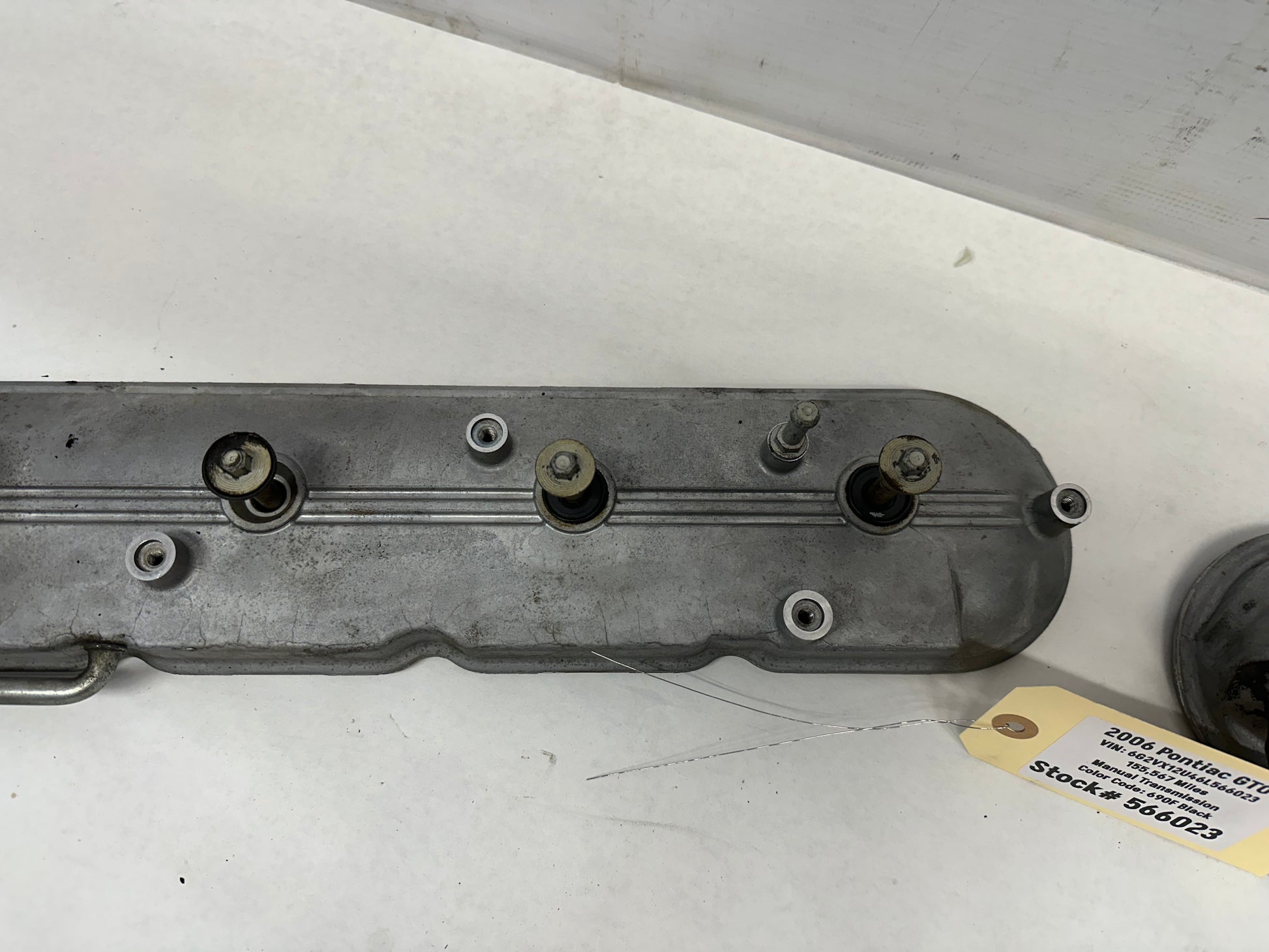 2006 Pontiac GTO RH & LH Engine Motor Valve Cover Set OEM LS1 LS2 LS3 LS6 - Day's Parts Yard