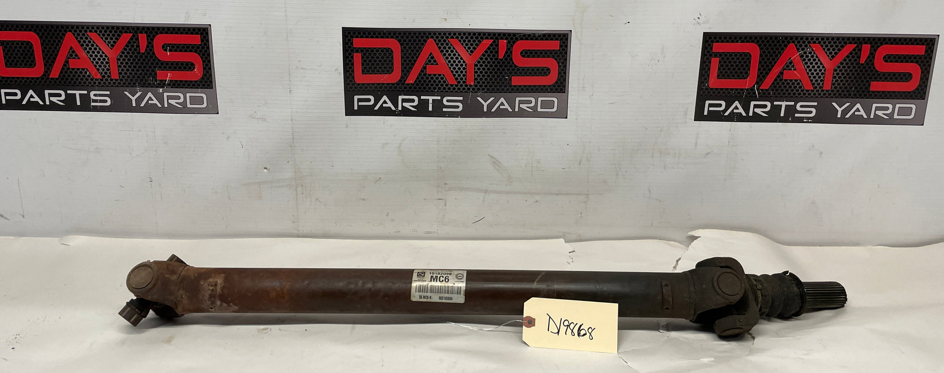 2004 Chevy Silverado 2500HD 4x4 Front Drive Prop Shaft Driveshaft Assembly OEM - Day's Parts Yard
