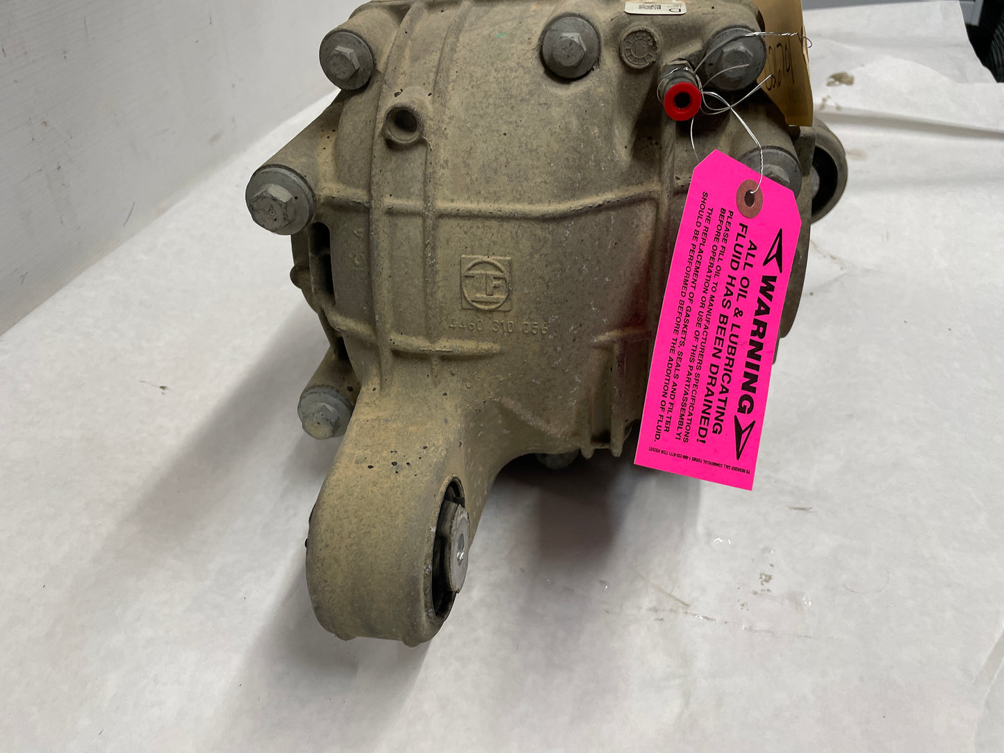 2012 Chevy Caprice PPV Rear End Rearend Carrier Differential 2.92 LSD OEM