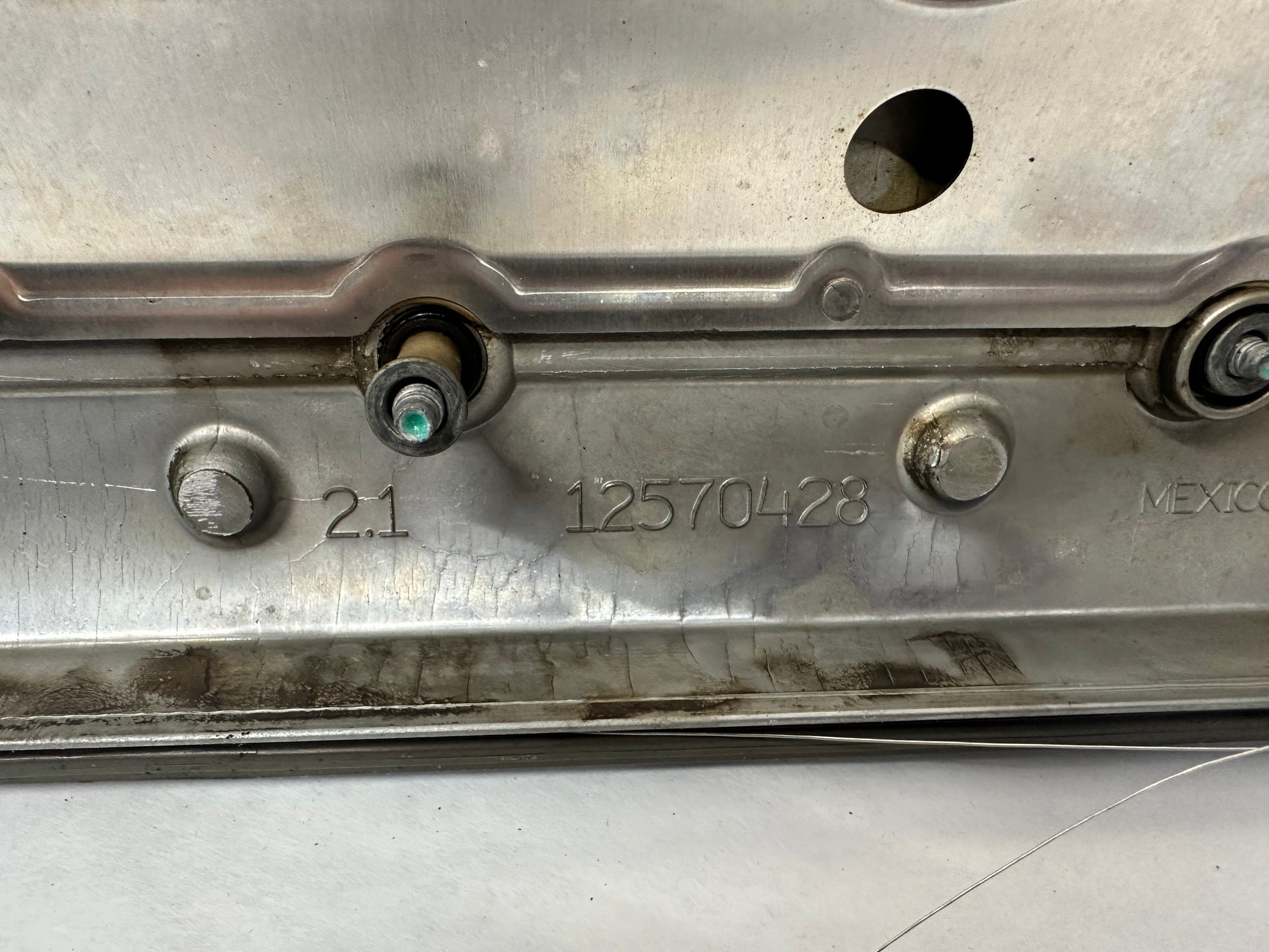 2006 Pontiac GTO RH & LH Engine Motor Valve Cover Set OEM LS1 LS2 LS3 LS6 - Day's Parts Yard