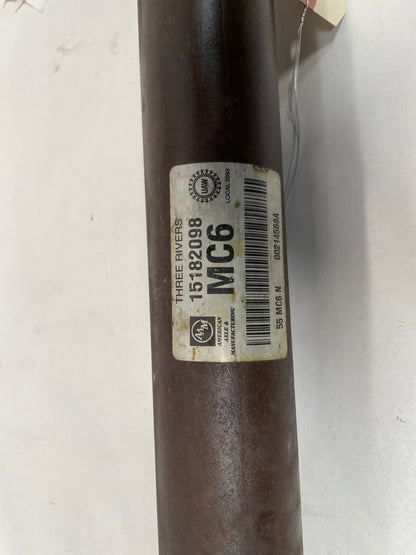 2004 Chevy Silverado 2500HD 4x4 Front Drive Prop Shaft Driveshaft Assembly OEM - Day's Parts Yard