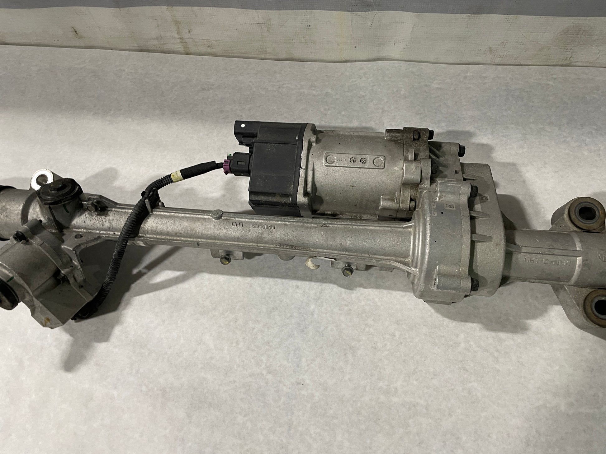 2014 Chevy SS Sedan Steering Rack and Pinion Assembly OEM - Day's Parts Yard
