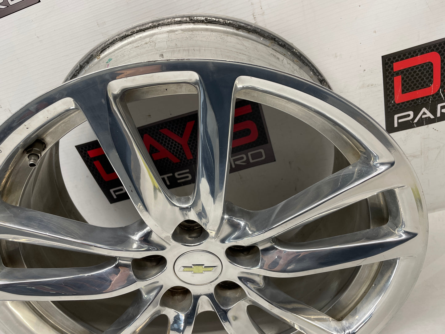 2014 Chevy SS Sedan Factory OEM Rear Wheel 19X9 - Day's Parts Yard
