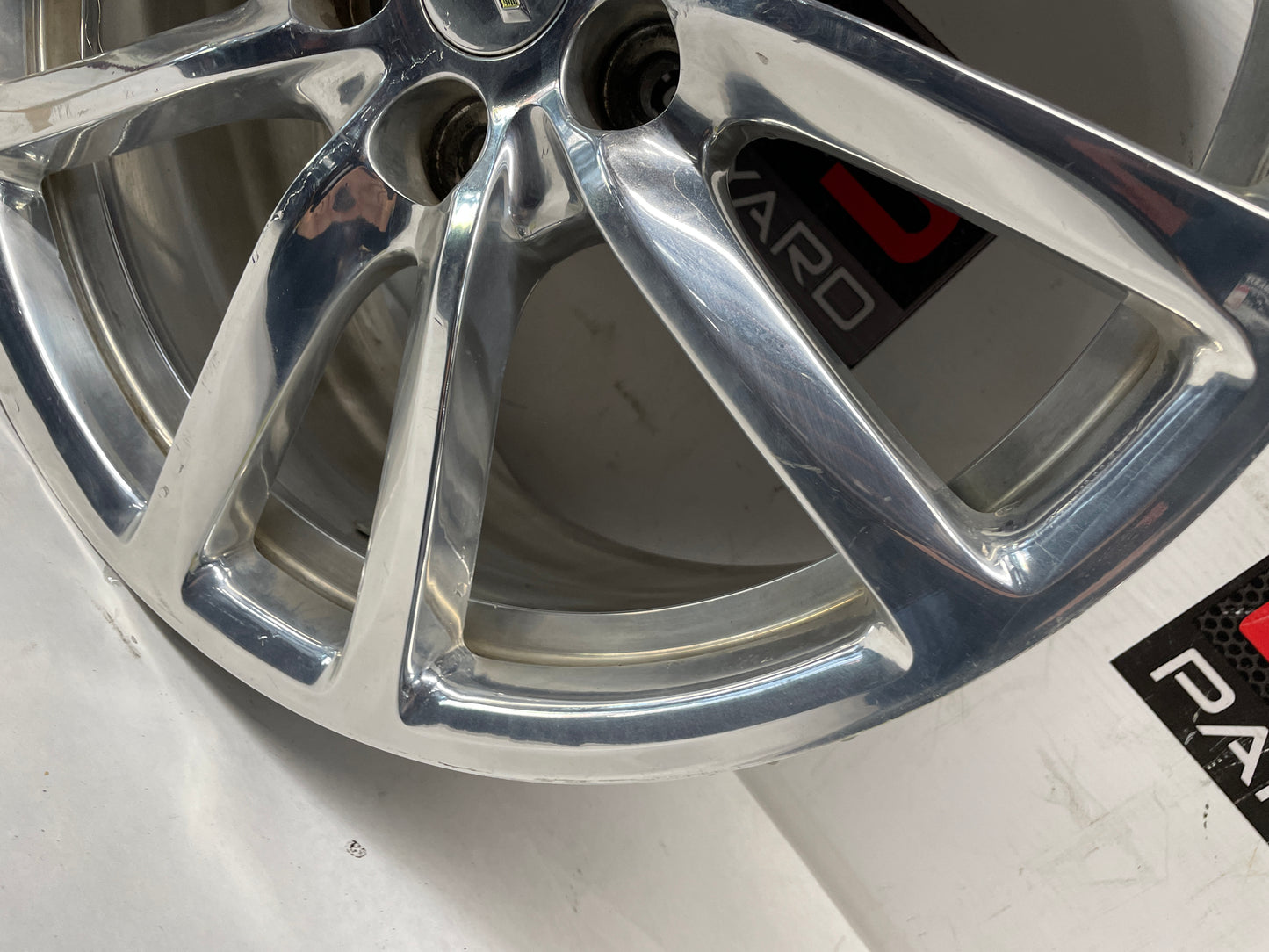 2014 Chevy SS Sedan Factory OEM Rear Wheel 19X9 - Day's Parts Yard