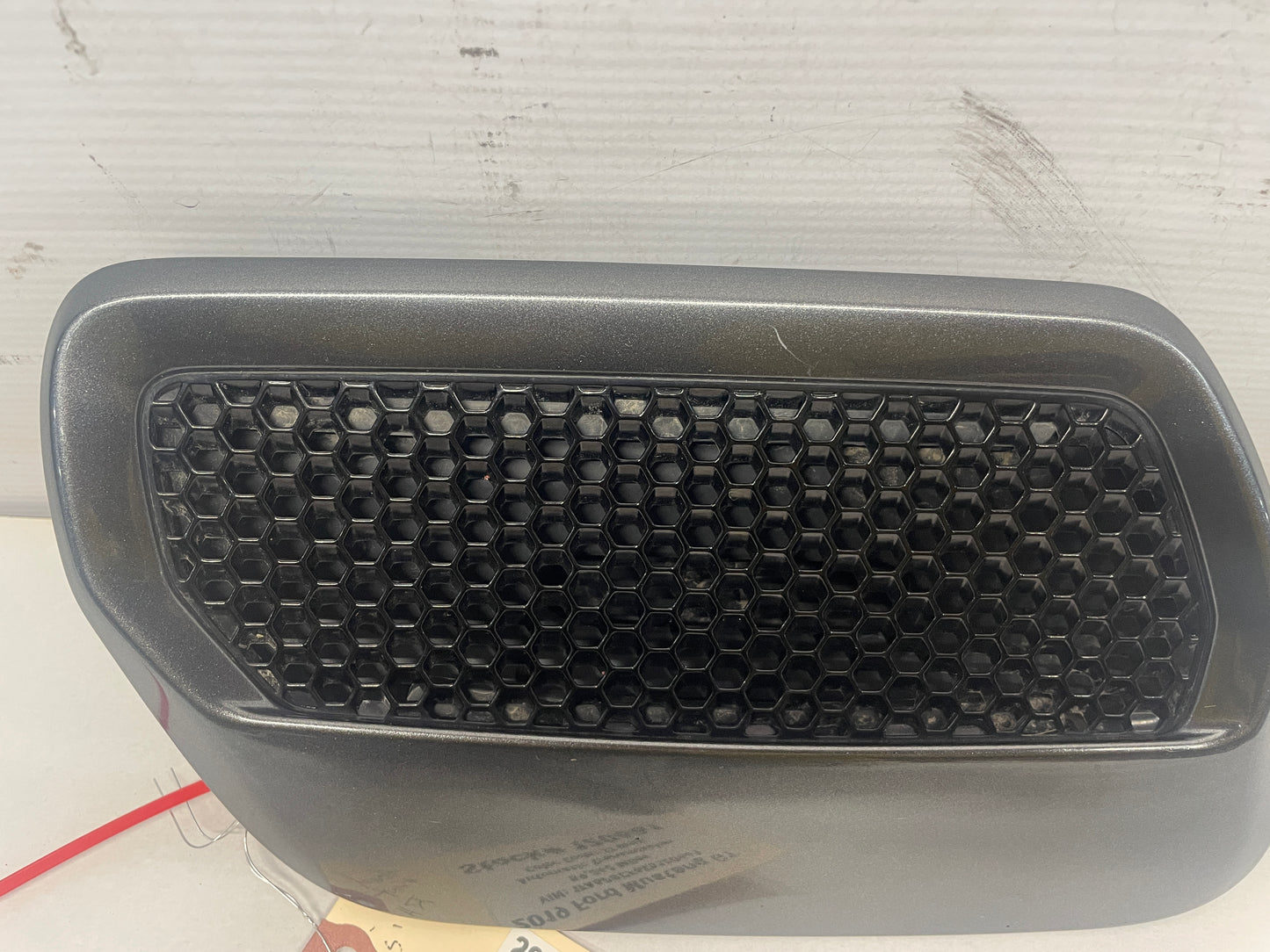 2019 Ford Mustang GT RH Passenger Hood Scoop Vent Grille Gray OEM