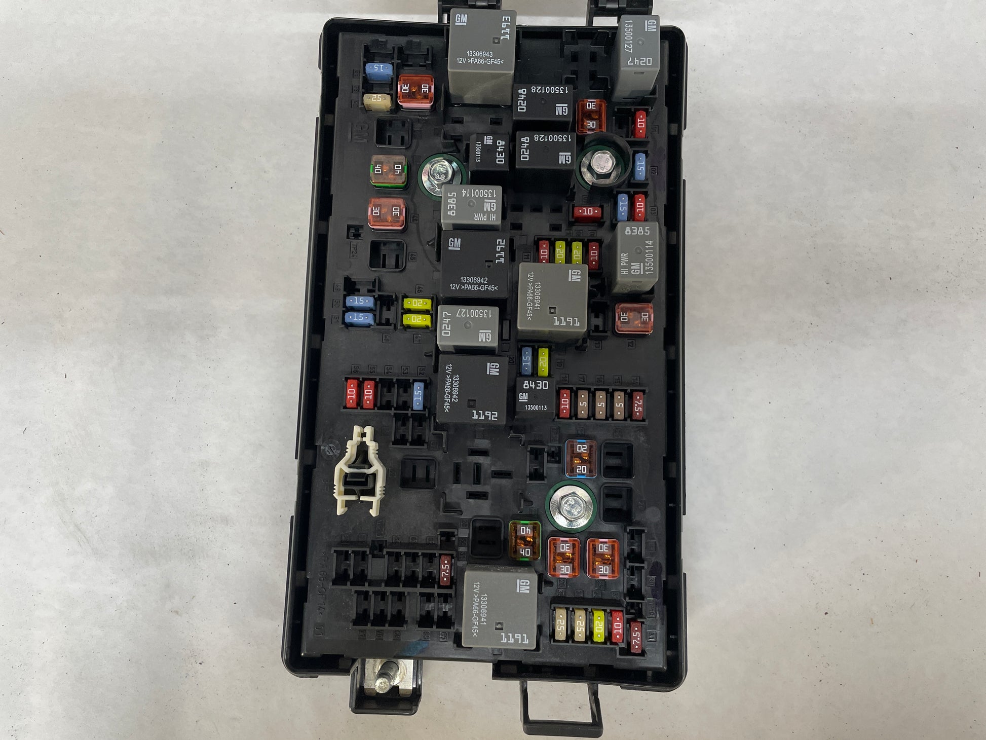 2013 Chevy Camaro ZL1 Fuse Relay Accessory Wiring Junction Box Block OEM - Day's Parts Yard