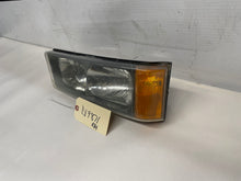 2004 Chevy Silverado 2500HD RH Passenger Side Headlight OEM - Day's Parts Yard