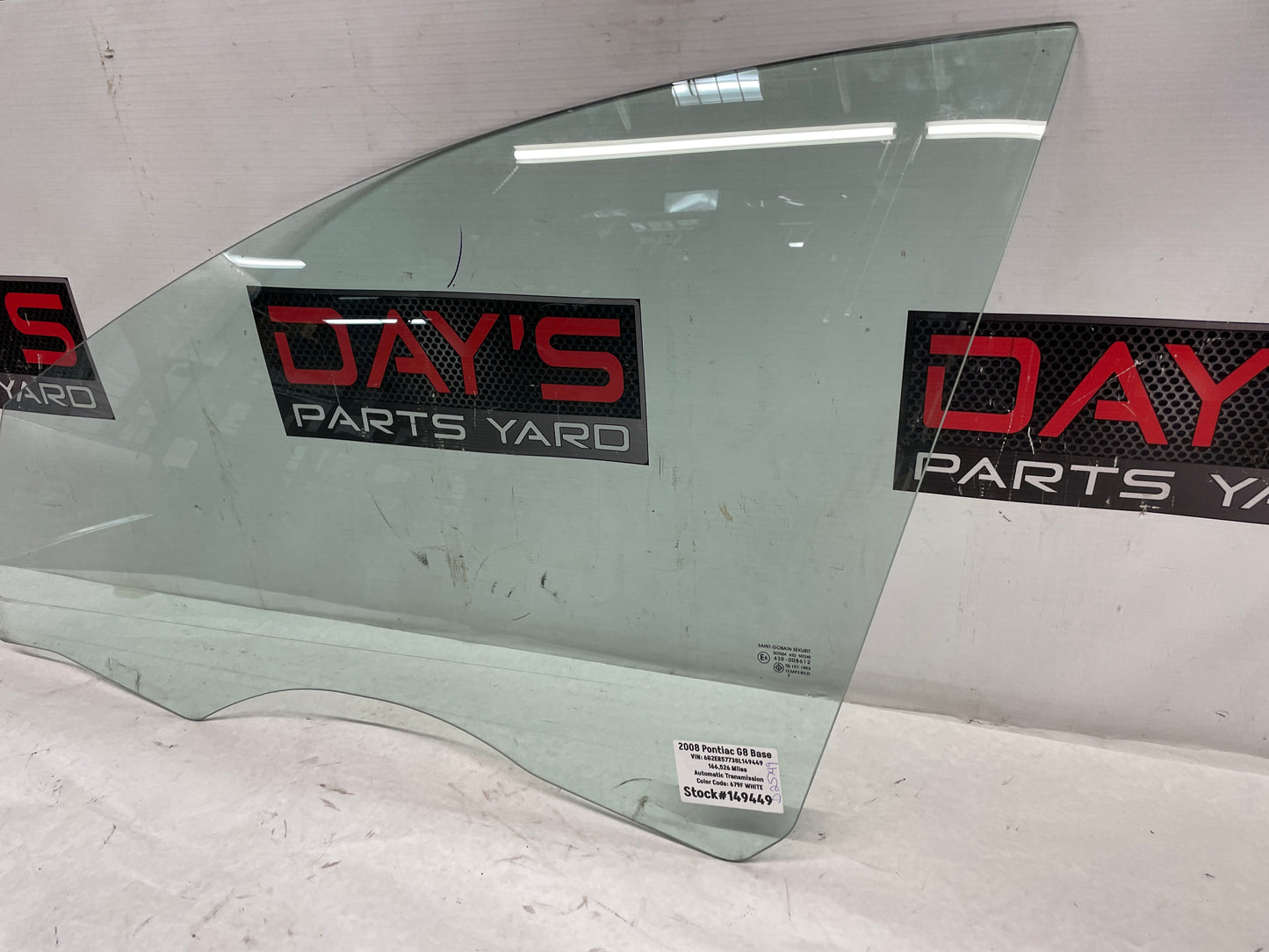 2008 Pontiac G8 Base LH Driver Front Door Window Glass OEM - Day's Parts Yard