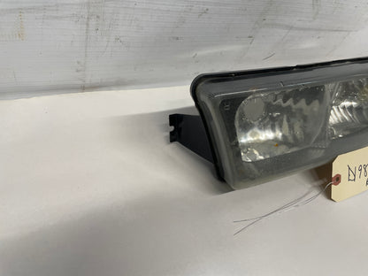 2004 Chevy Silverado 2500HD RH Passenger Side Headlight OEM - Day's Parts Yard