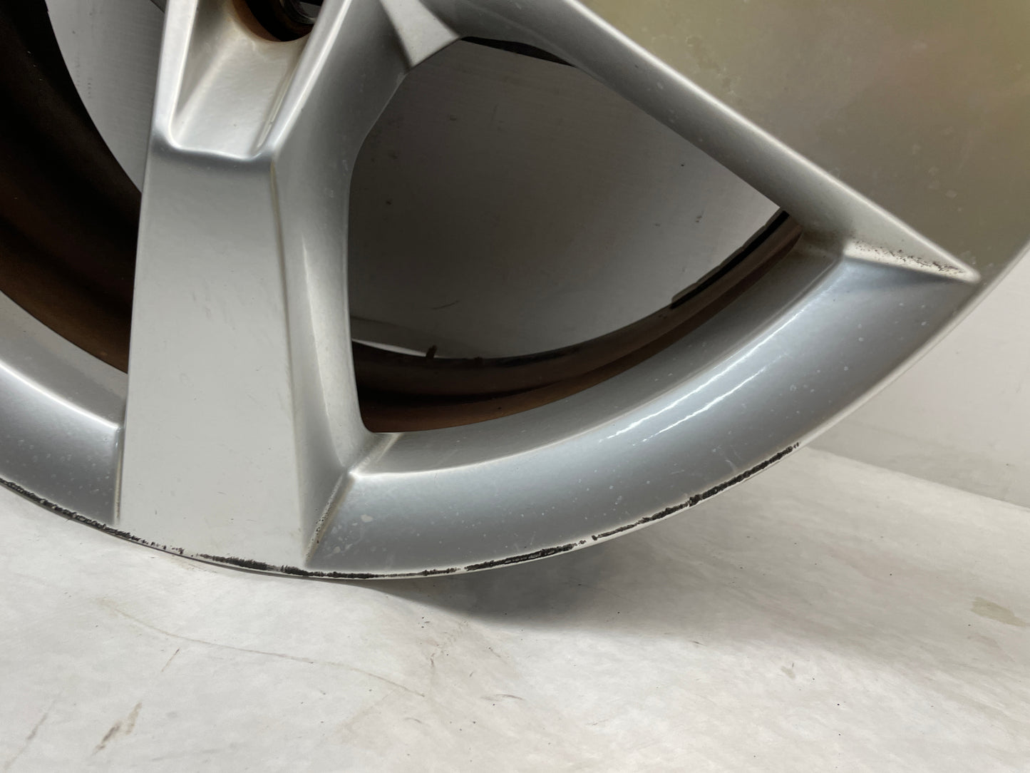 2011 Chevy Camaro SS factory OEM Front Wheel 20X8