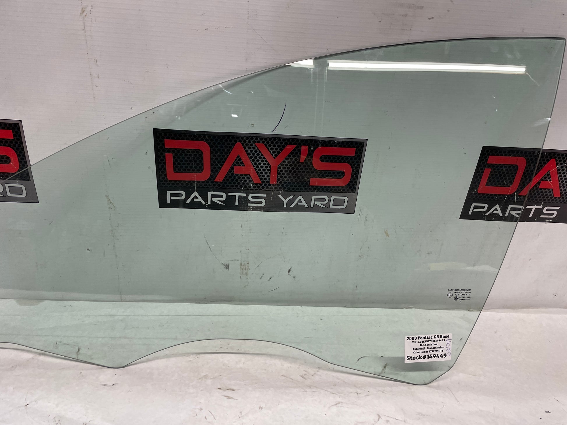 2008 Pontiac G8 Base LH Driver Front Door Window Glass OEM - Day's Parts Yard