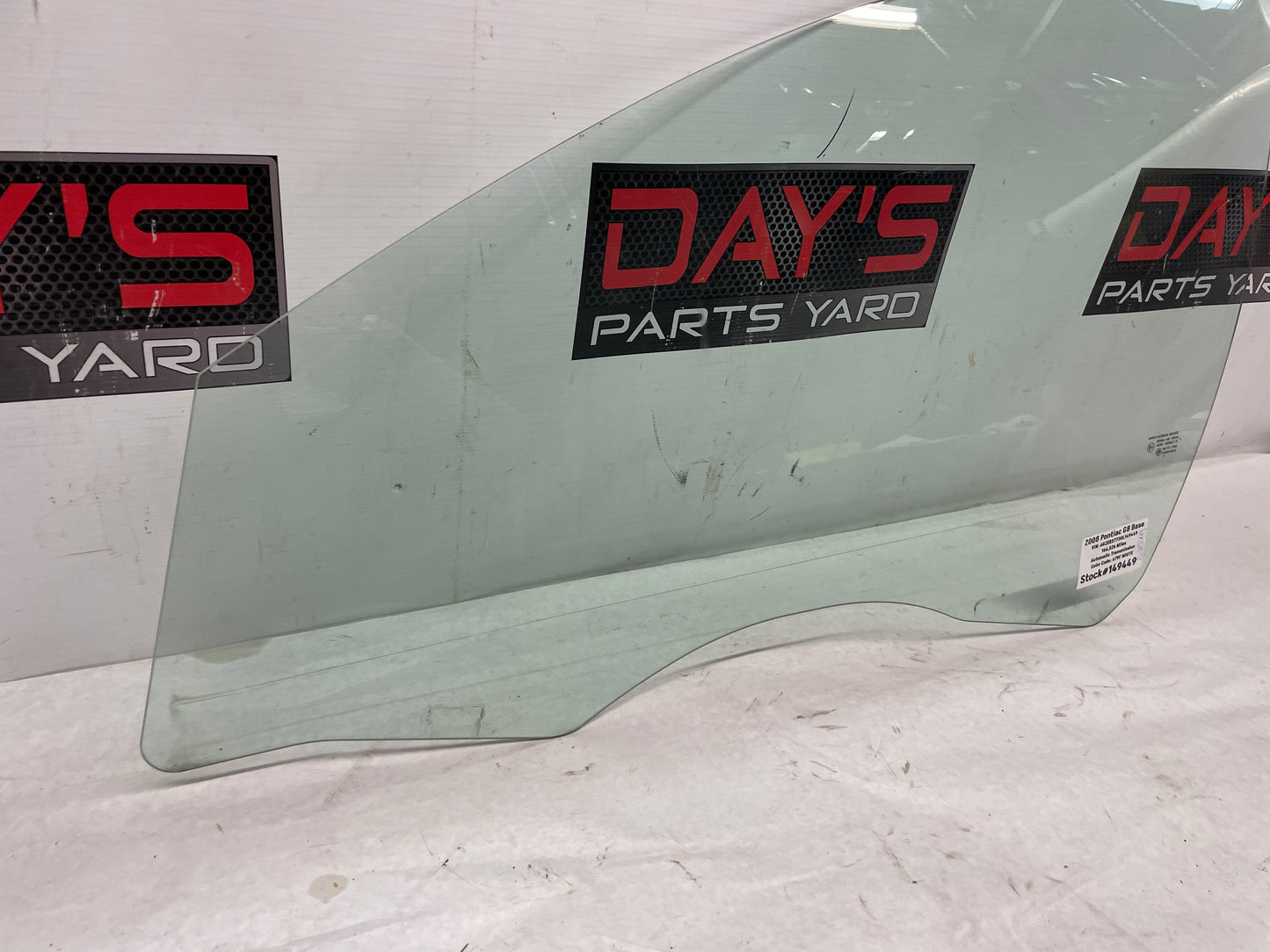 2008 Pontiac G8 Base LH Driver Front Door Window Glass OEM - Day's Parts Yard