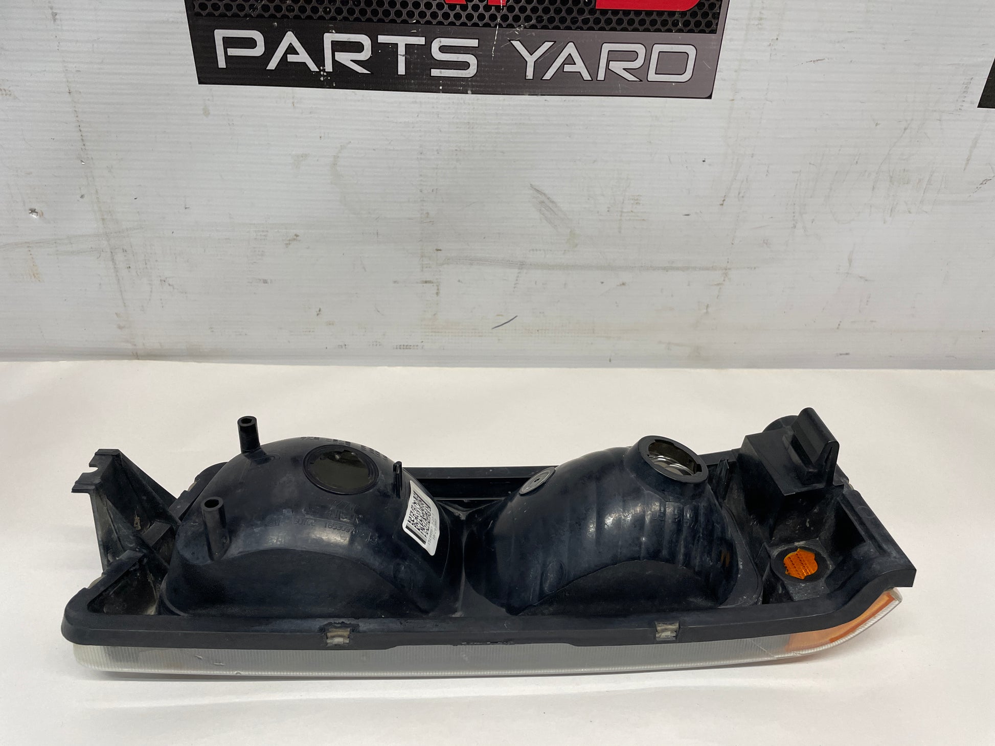 2004 Chevy Silverado 2500HD RH Passenger Side Headlight OEM - Day's Parts Yard