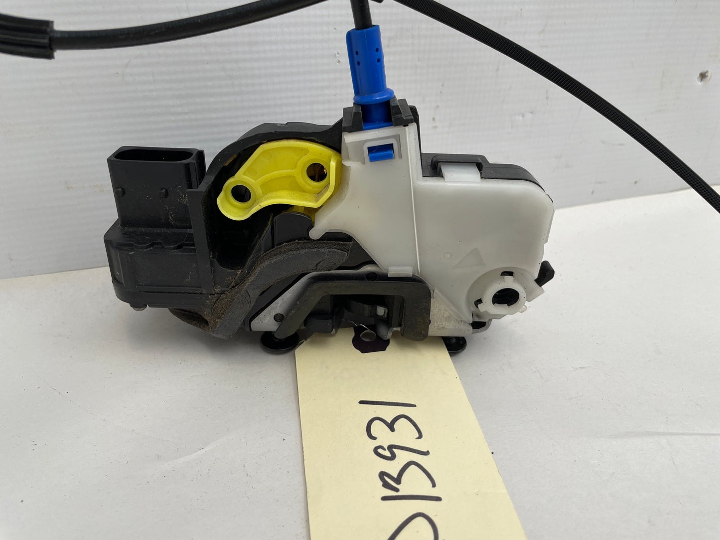 2017 Chevrolet SS Sedan Front LH Driver Door Lock Actuator OEM - Day's Parts Yard
