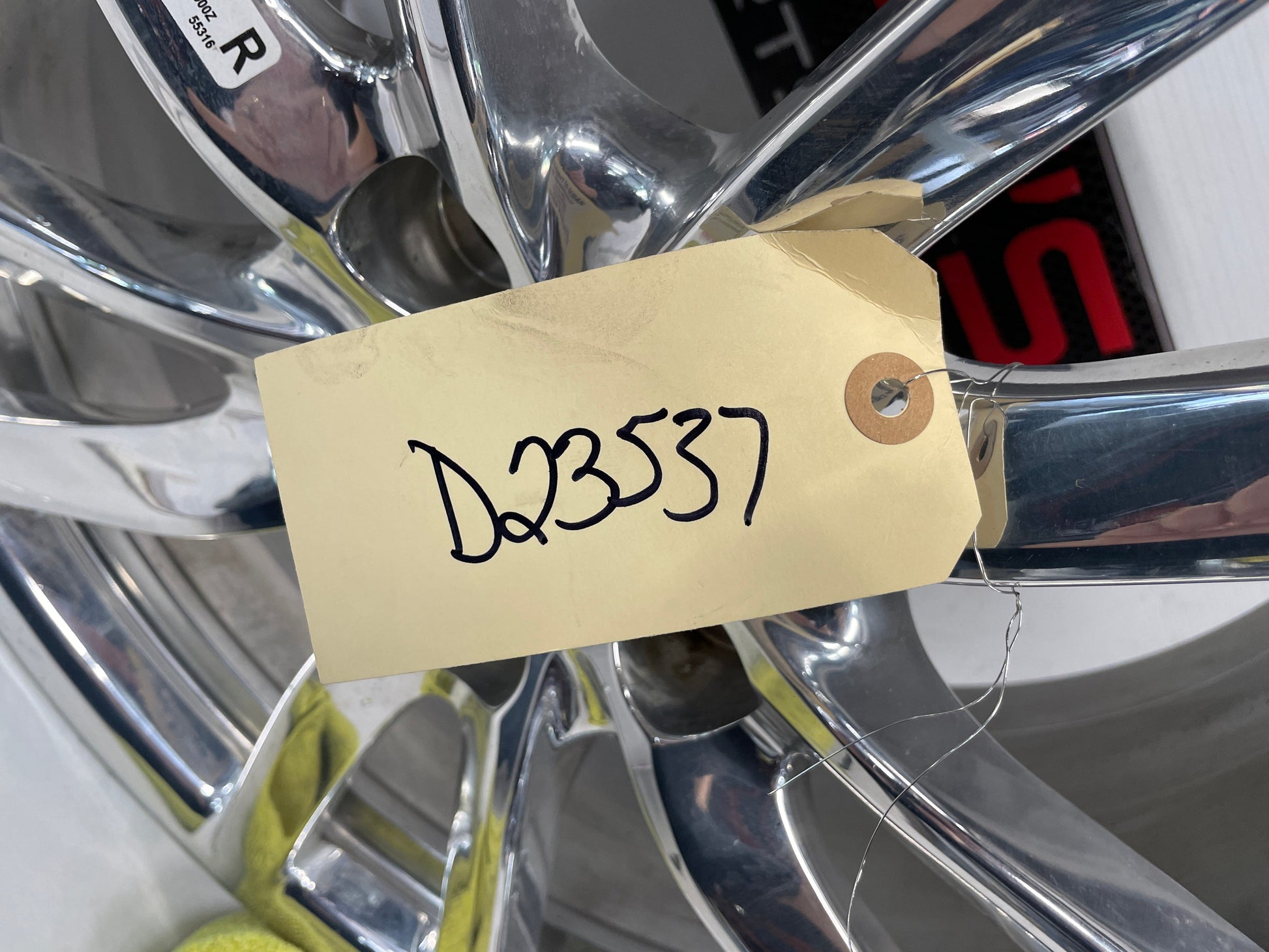 2014 Chevy SS Sedan Factory OEM Rear Wheel 19X9 - Day's Parts Yard